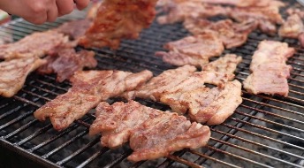 หมูย่างเกลือ-ต่าญ่ากะ